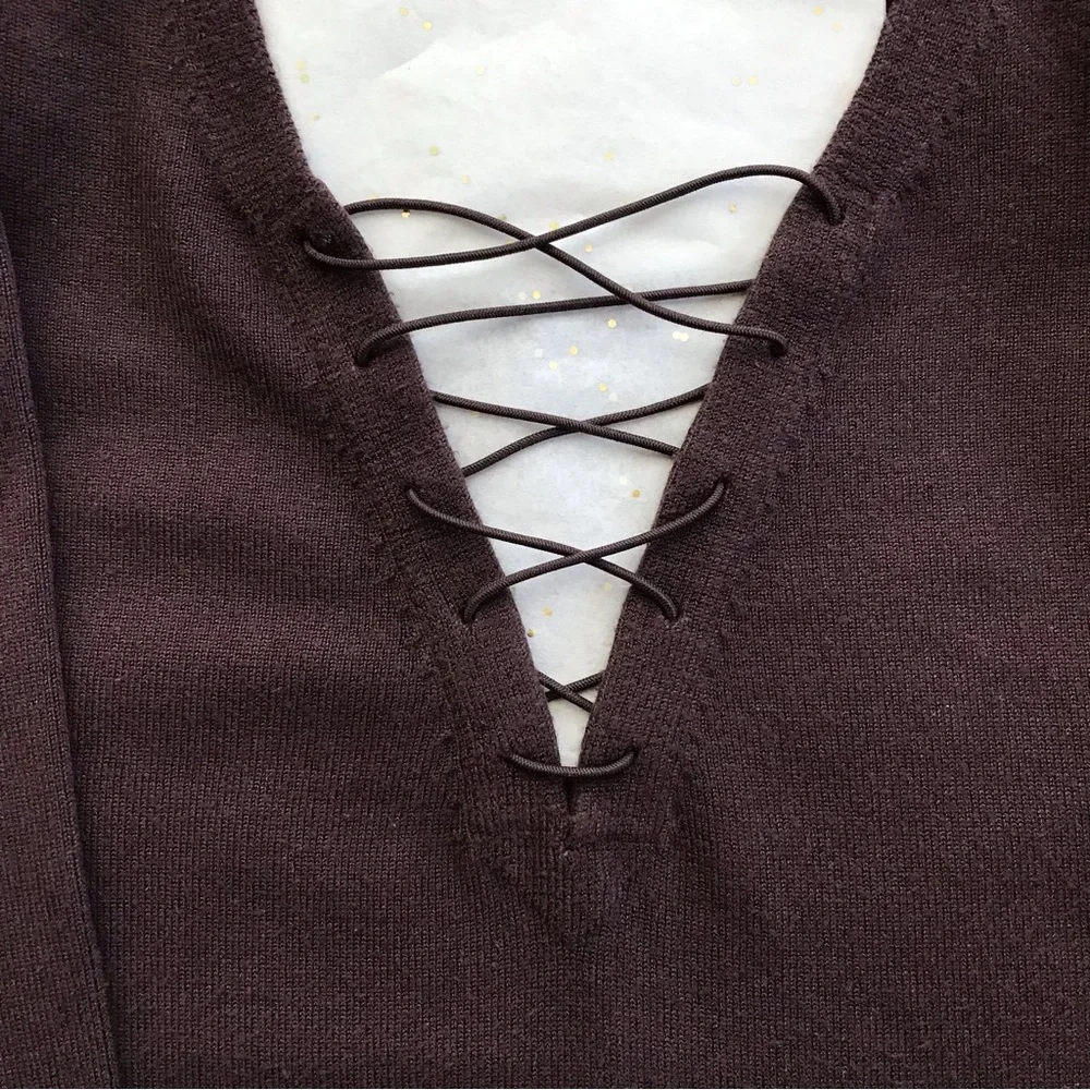 ♻️Reposted EUC Express V neck sweater blouse size XS in chocolate brown color - Picture 3 of 4